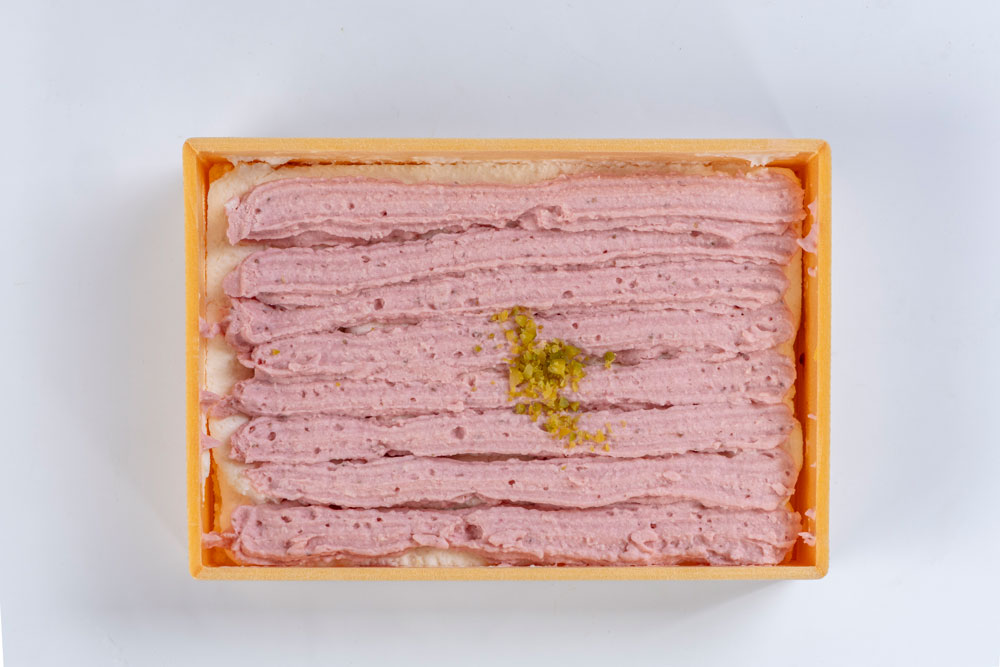 スプーンで食べるいちごモンブランケーキ【特別価格】