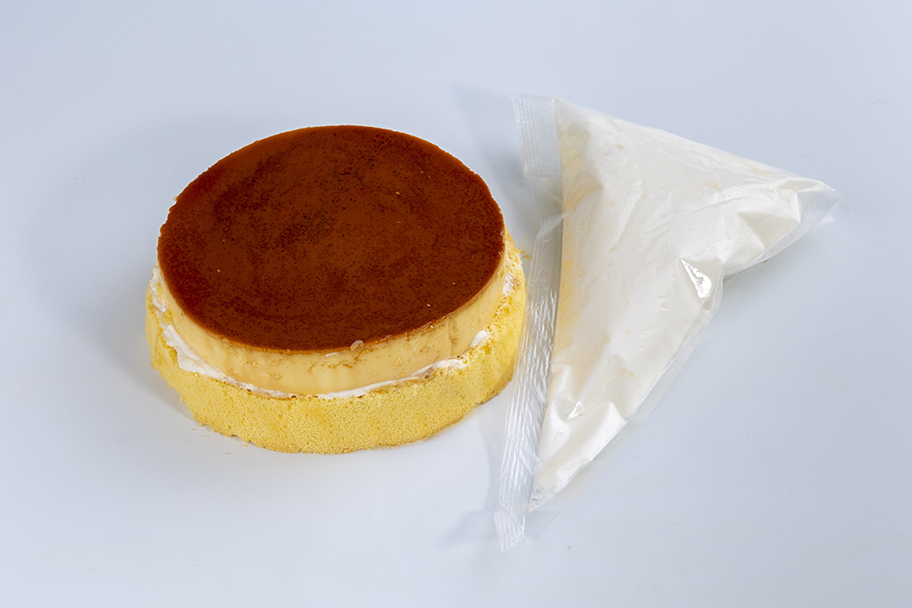 デコる昭和の大きなプリンアラモード2025