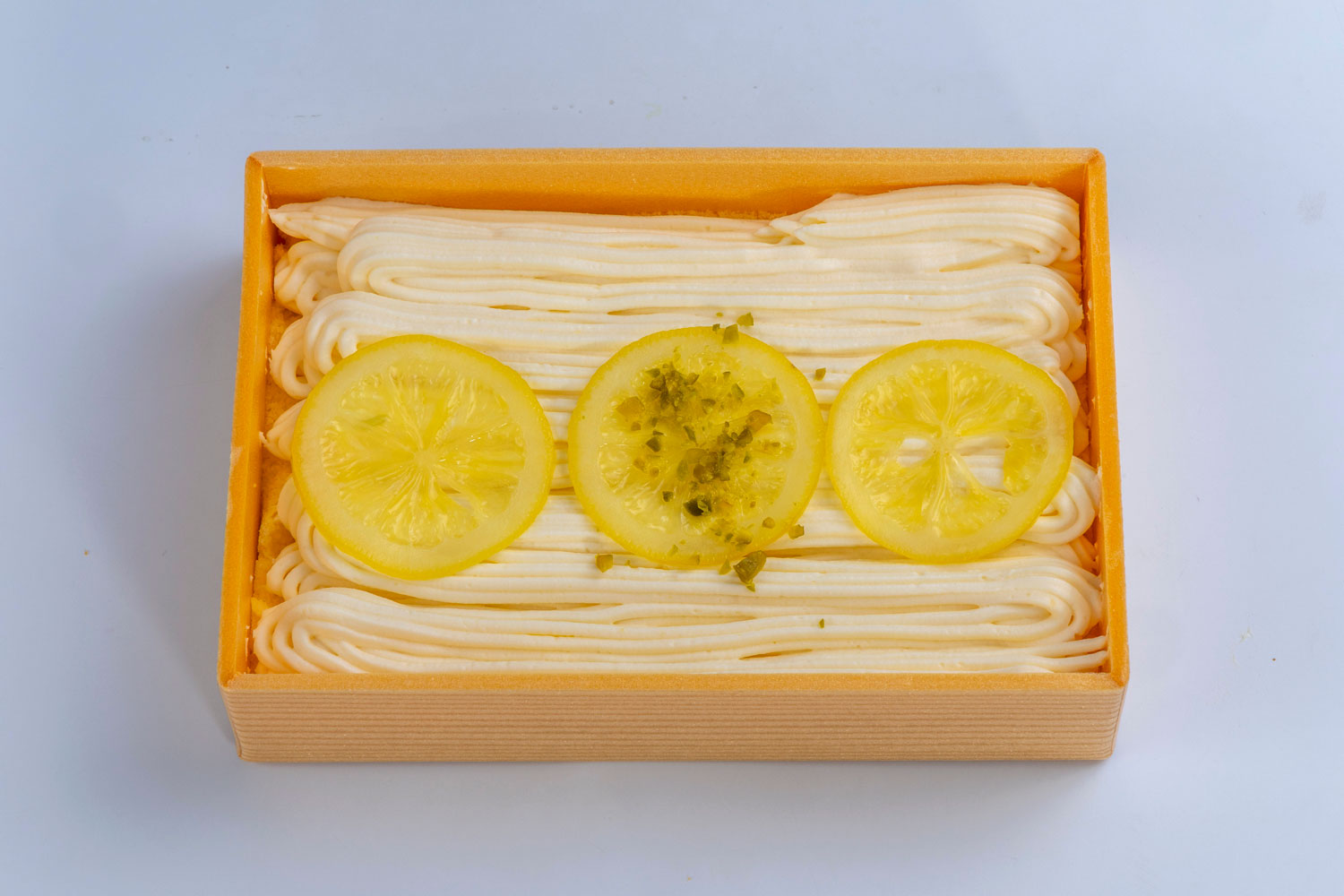 ｽﾌﾟｰﾝで食べるﾚﾓﾝﾓﾝﾌﾞﾗﾝｹｰｷ【特別価格】